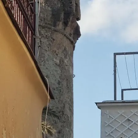 Su Piazza Matteotti Forio Centralissimi * Forio (Isola d'Ischia)