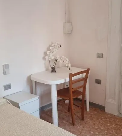 Su Piazza Matteotti Forio Centralissimi * Forio (Isola d'Ischia)