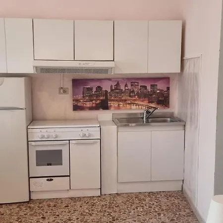 Su Piazza Matteotti Forio Centralissimi *